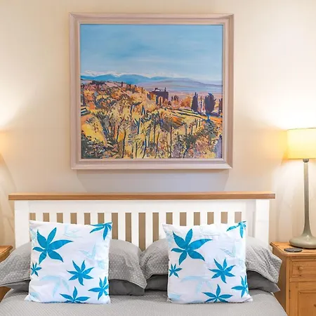 Rose Barn ホークスヘッド